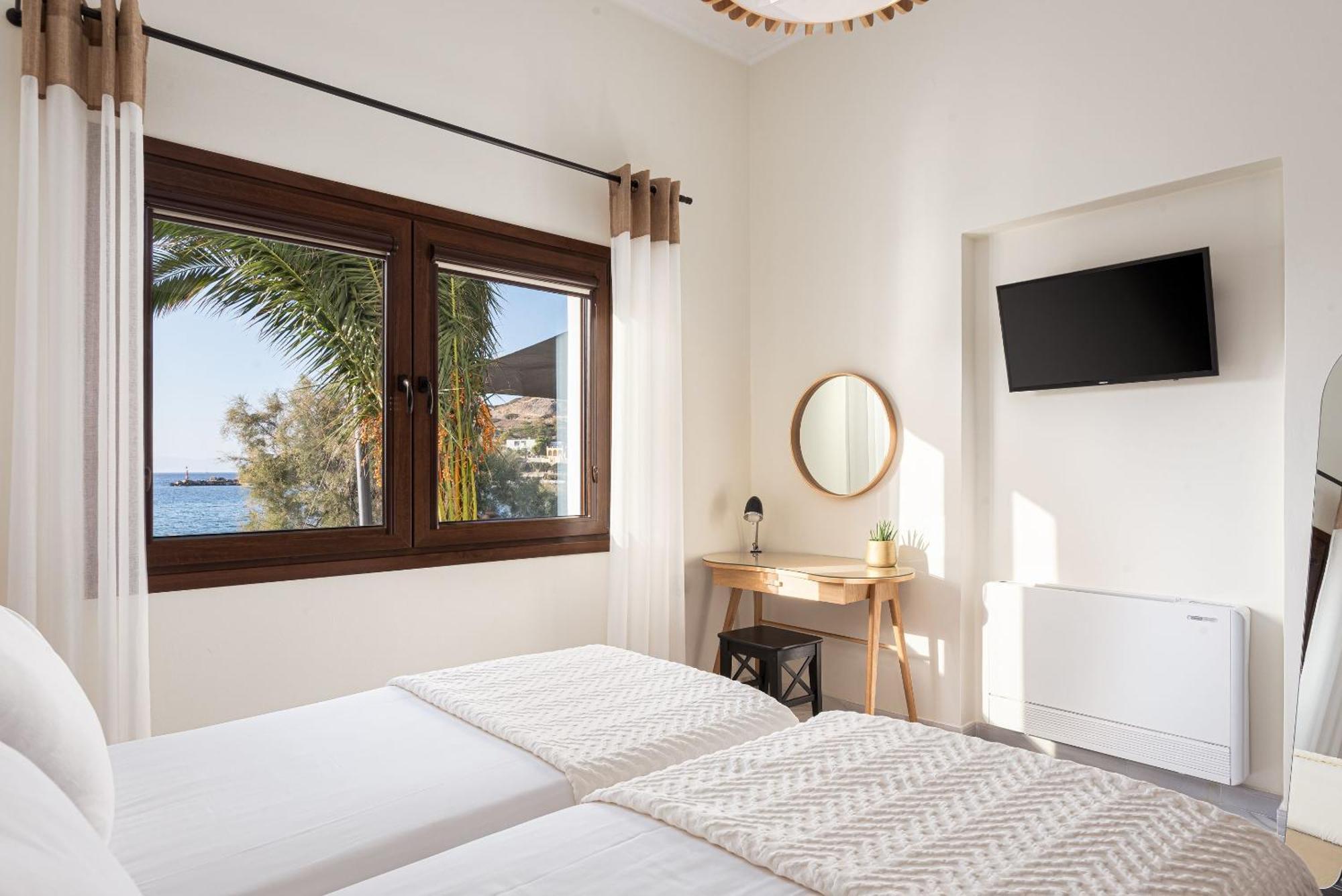 Aniv Villa By The Sea Kini エクステリア 写真