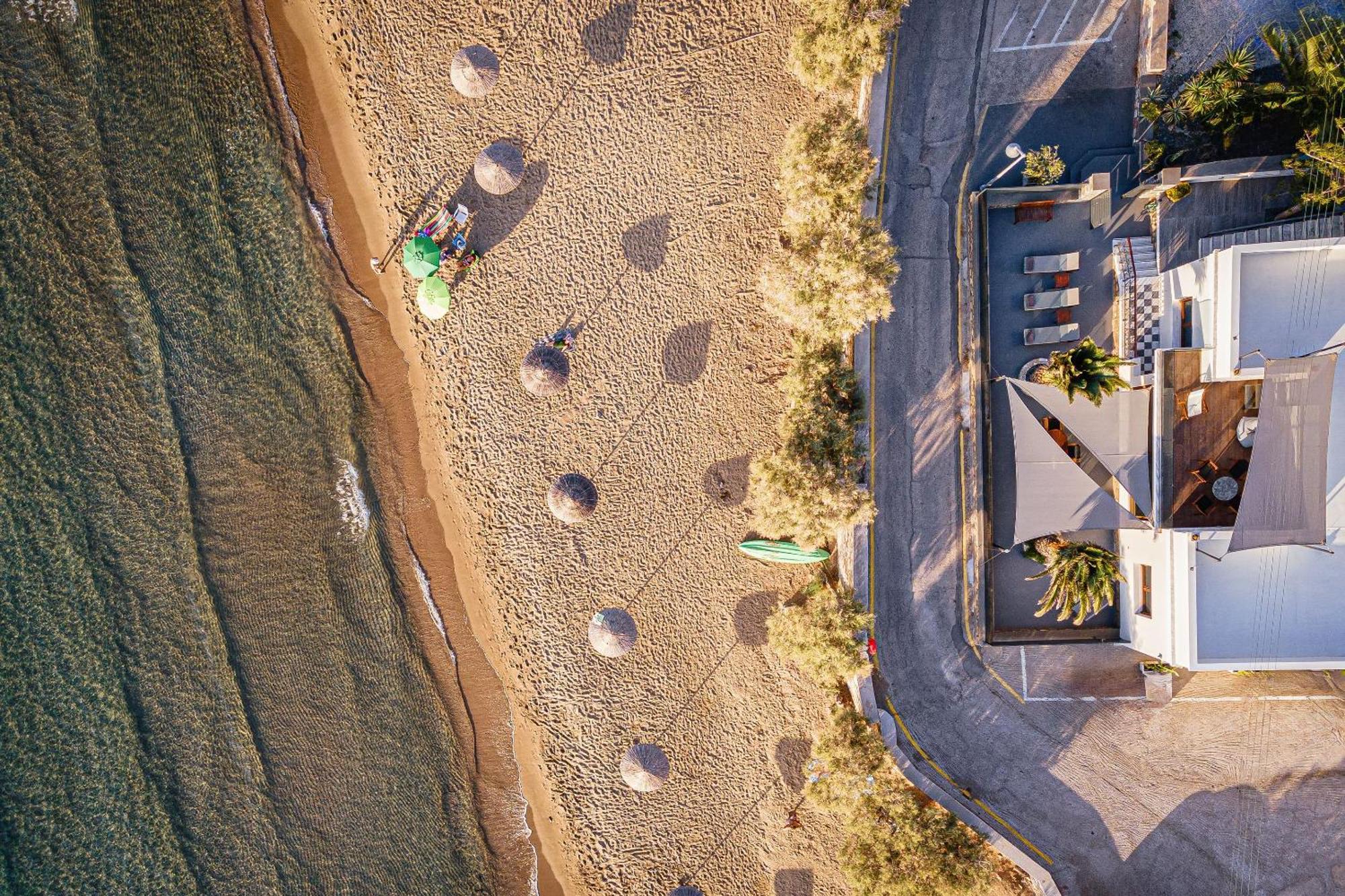 Aniv Villa By The Sea Kini エクステリア 写真